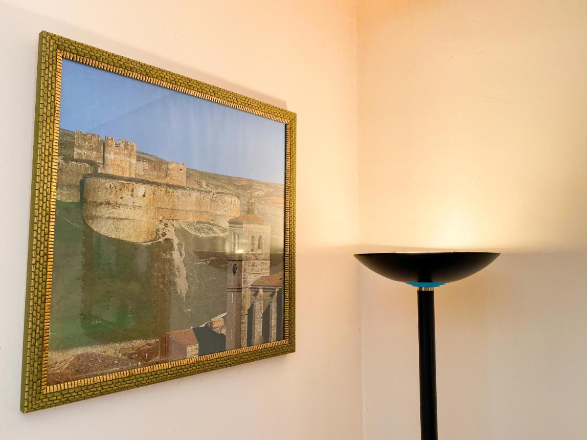 Vivienda Turistica Los Leones Berlanga de Duero Bagian luar foto