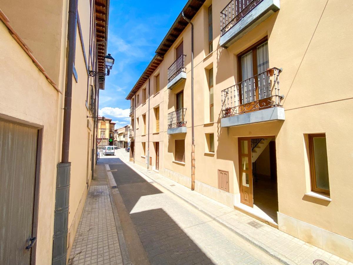 Vivienda Turistica Los Leones Berlanga de Duero Bagian luar foto