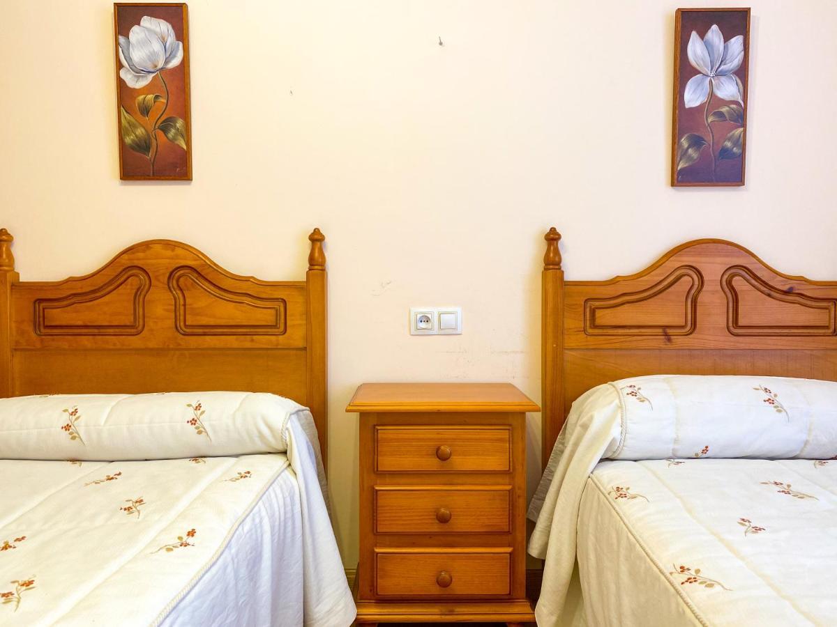 Vivienda Turistica Los Leones Berlanga de Duero Bagian luar foto