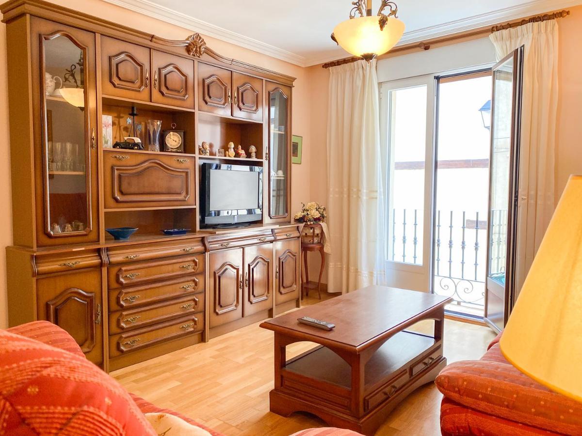 Vivienda Turistica Los Leones Berlanga de Duero Bagian luar foto