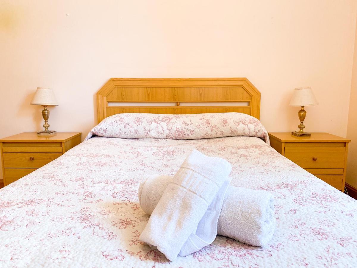 Vivienda Turistica Los Leones Berlanga de Duero Bagian luar foto