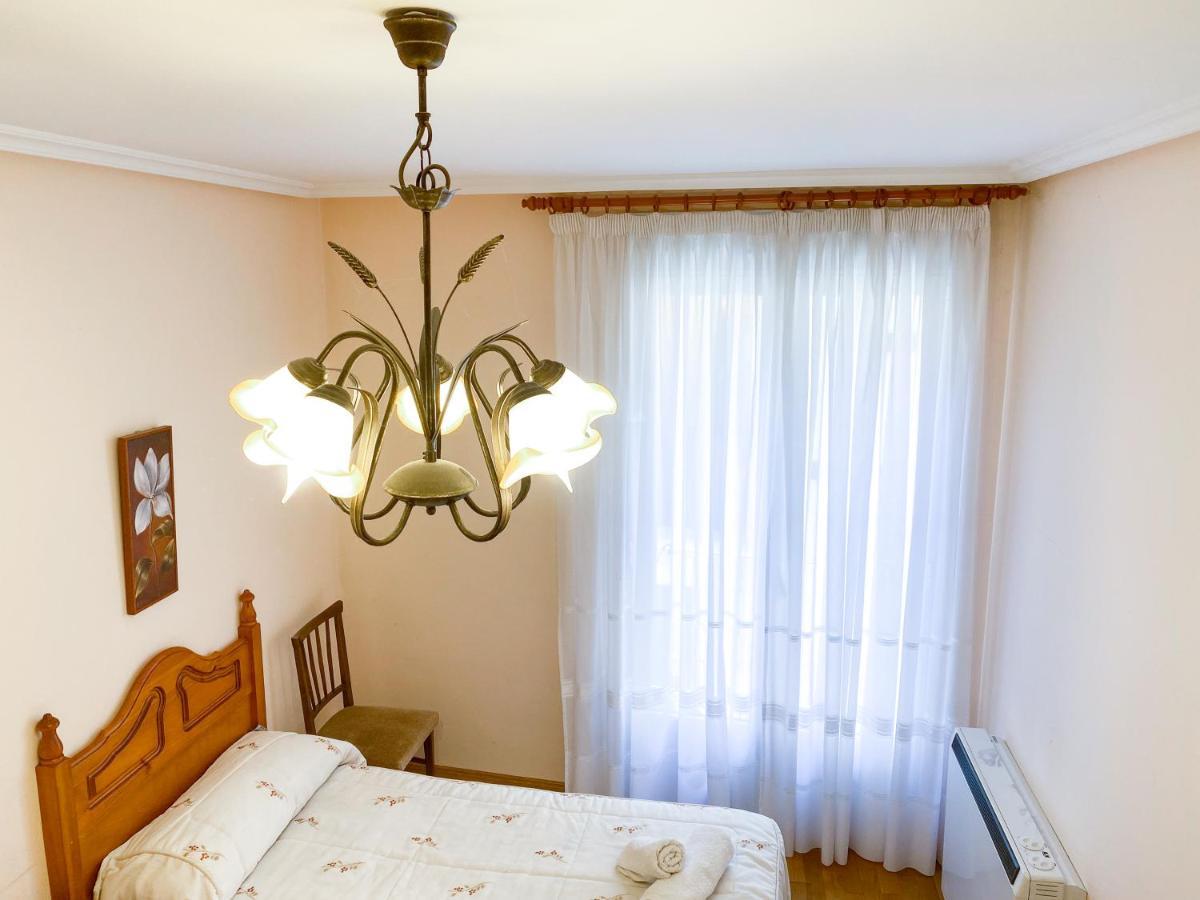 Vivienda Turistica Los Leones Berlanga de Duero Bagian luar foto