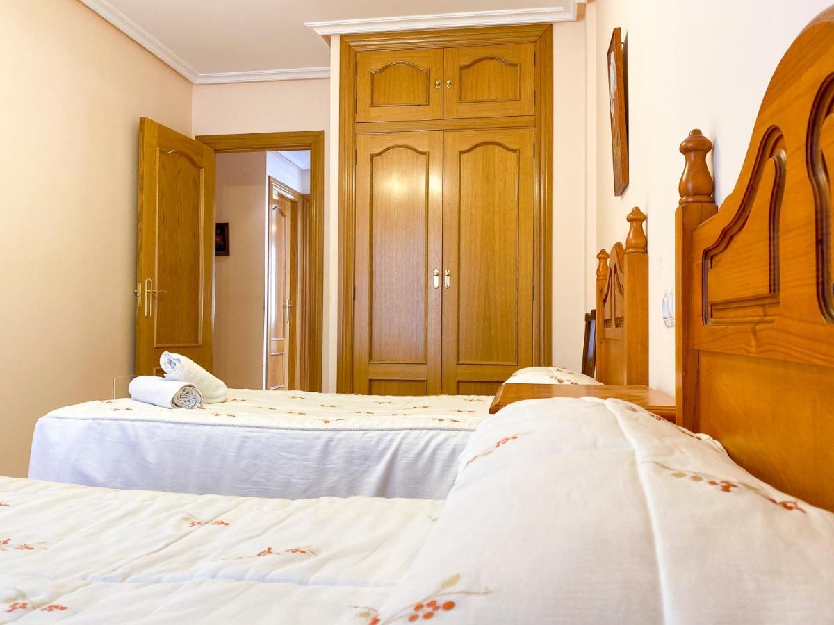 Vivienda Turistica Los Leones Berlanga de Duero Bagian luar foto